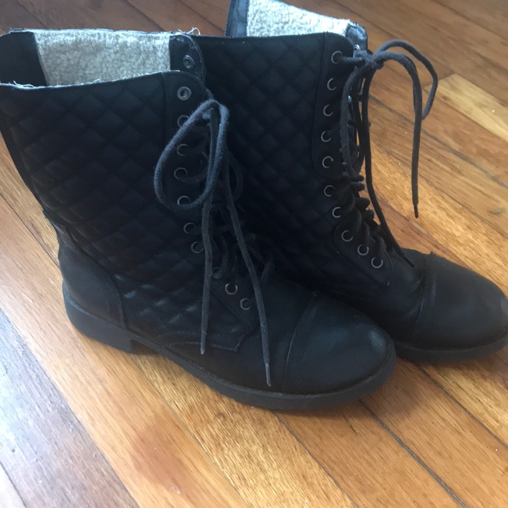 Black boots